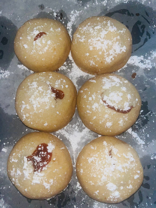 Polvorenes rellenos de guayaba(Shortened cookies fill with guava)Pack of 6